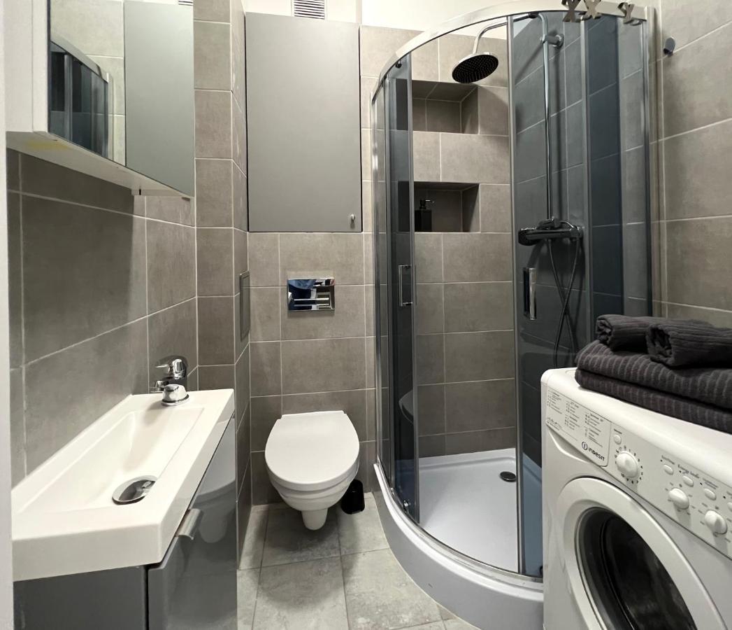 Apartamento K22 Andersa 12 M Ratusz Arsenal Varsovia Exterior foto
