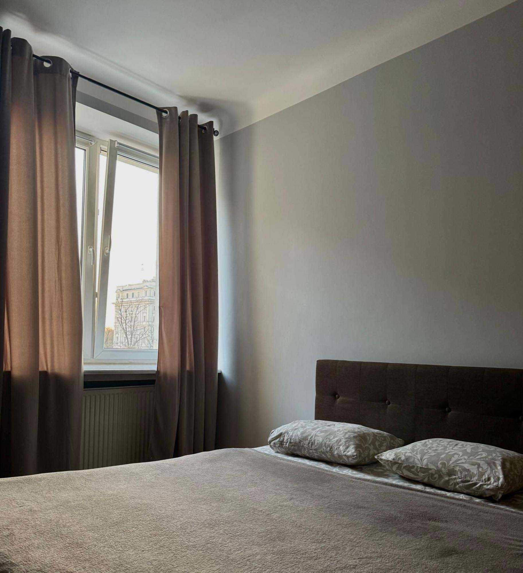 Apartamento K22 Andersa 12 M Ratusz Arsenal Varsovia Exterior foto